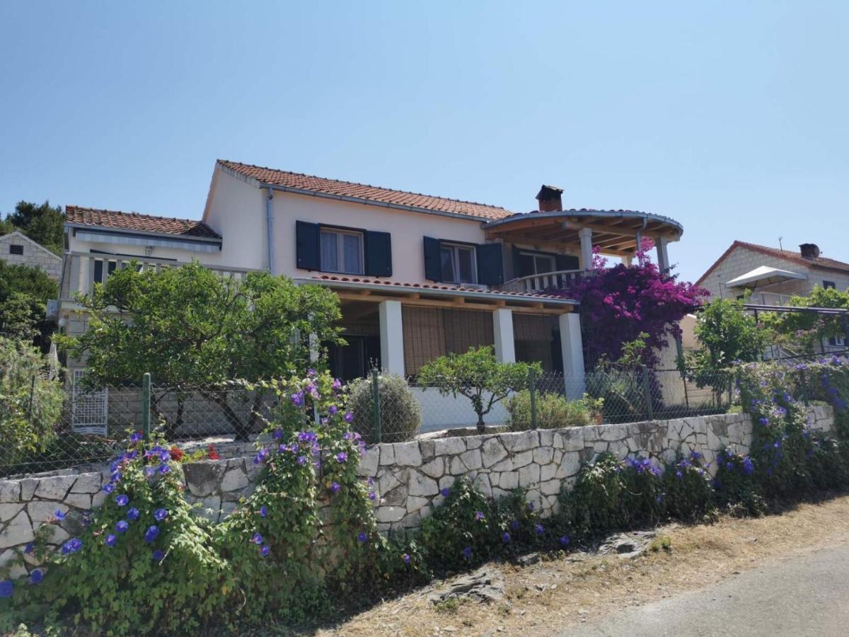Apartments By The Sea Splitska, Brac - 2923 Postira Εξωτερικό φωτογραφία