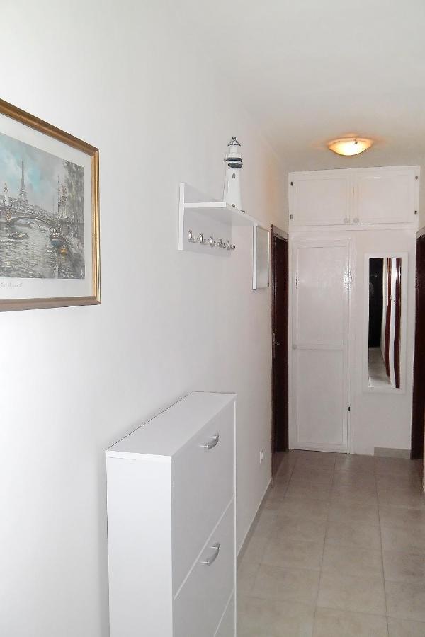 Apartments By The Sea Splitska, Brac - 2923 Postira Εξωτερικό φωτογραφία