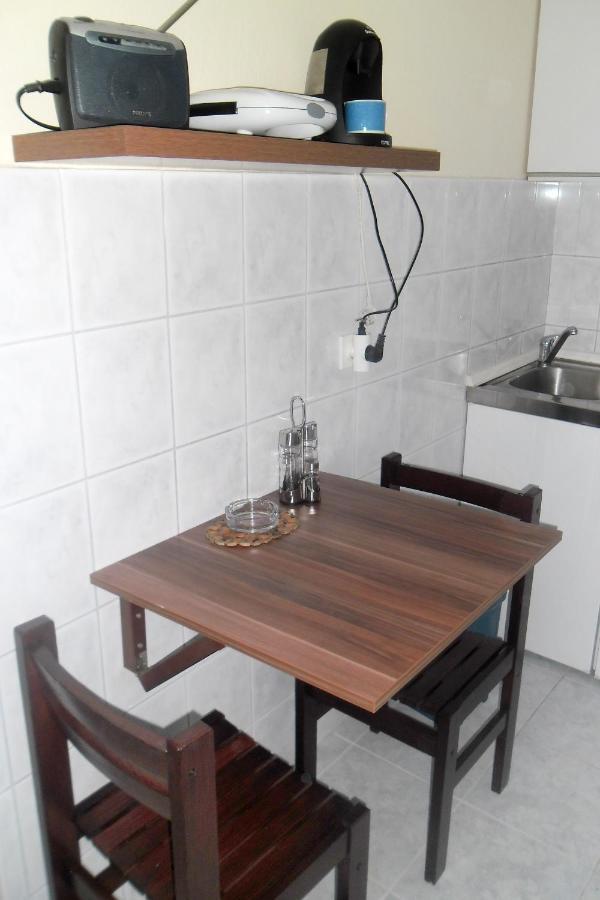 Apartments By The Sea Splitska, Brac - 2923 Postira Εξωτερικό φωτογραφία
